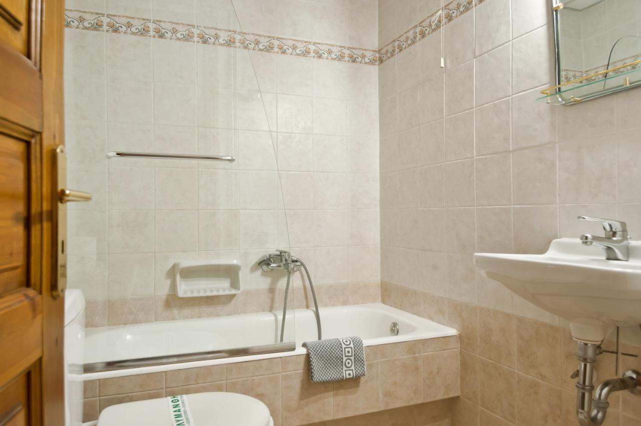 Pan Hotel Delphes Extérieur photo